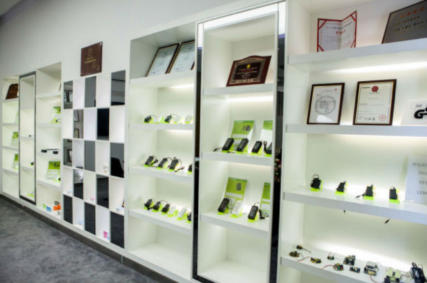 电源适配器 电源适配器