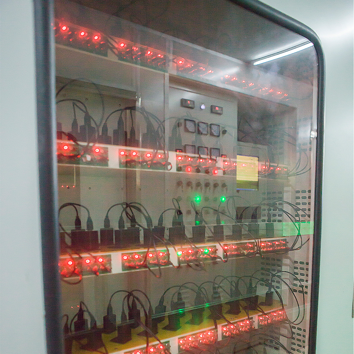 电源适配器为什么必须要进行老化测试