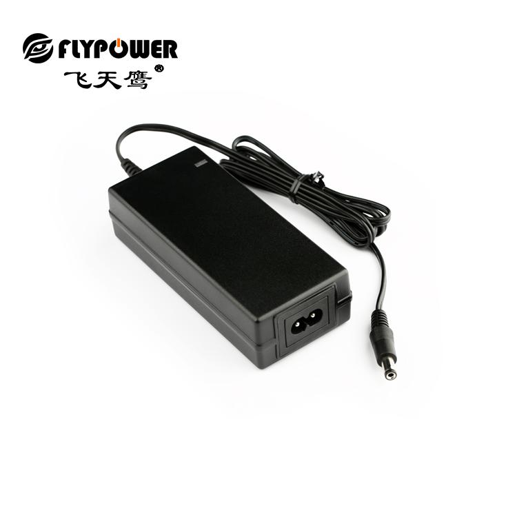 PC电源适配器日常保养注意事项