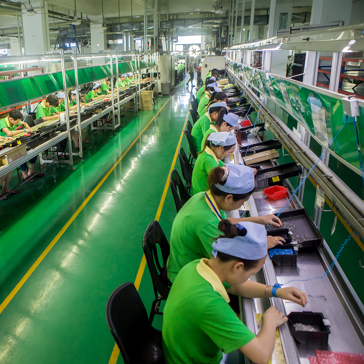 使用电源适配器时需要注意哪些问题？