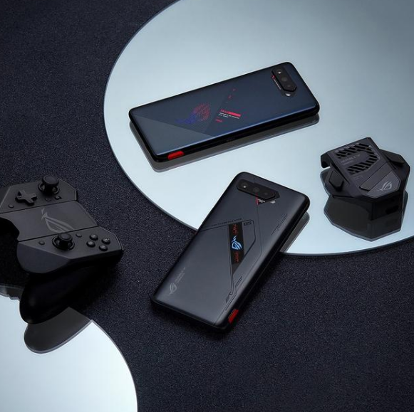 电源适配器厂家|华硕ROC 游戏手机 5s系列搭载65W电源适配器，在海外发布