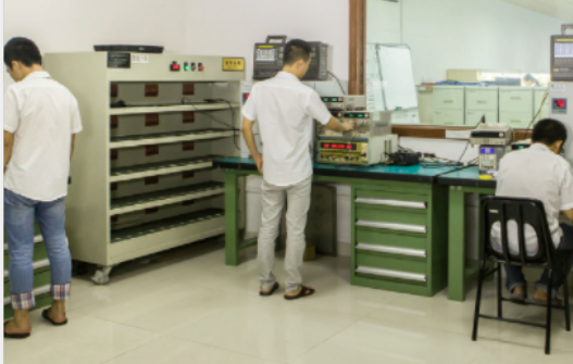 电源适配器厂家：不懂选择开关芯片？看这里