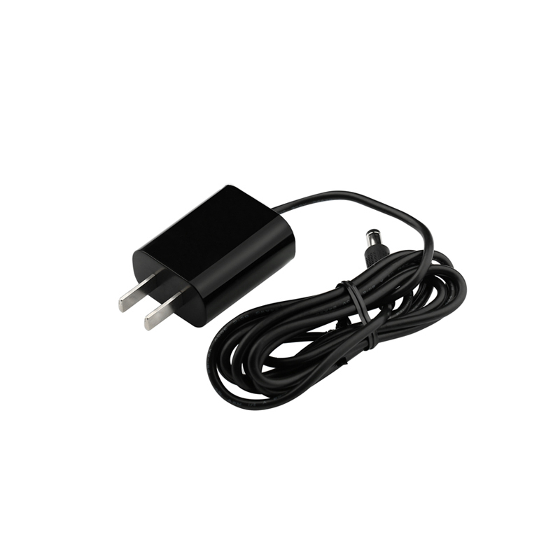 15V0.4A中规带线电源适配器